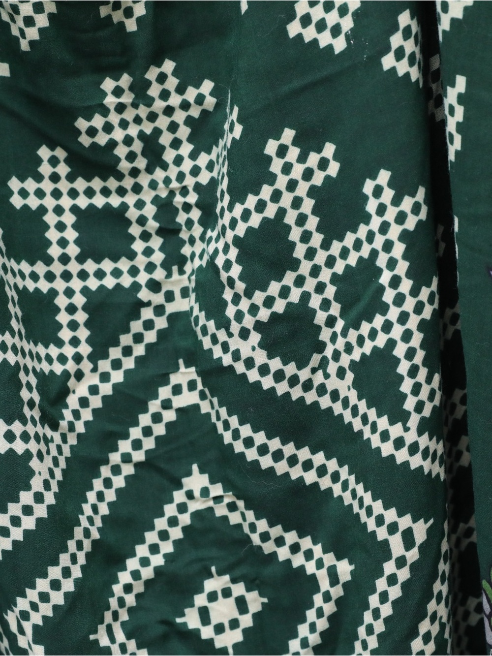 Large green pashmina scarf geometric ethnic print boho coverup beach wrap - Picture 5 of 6